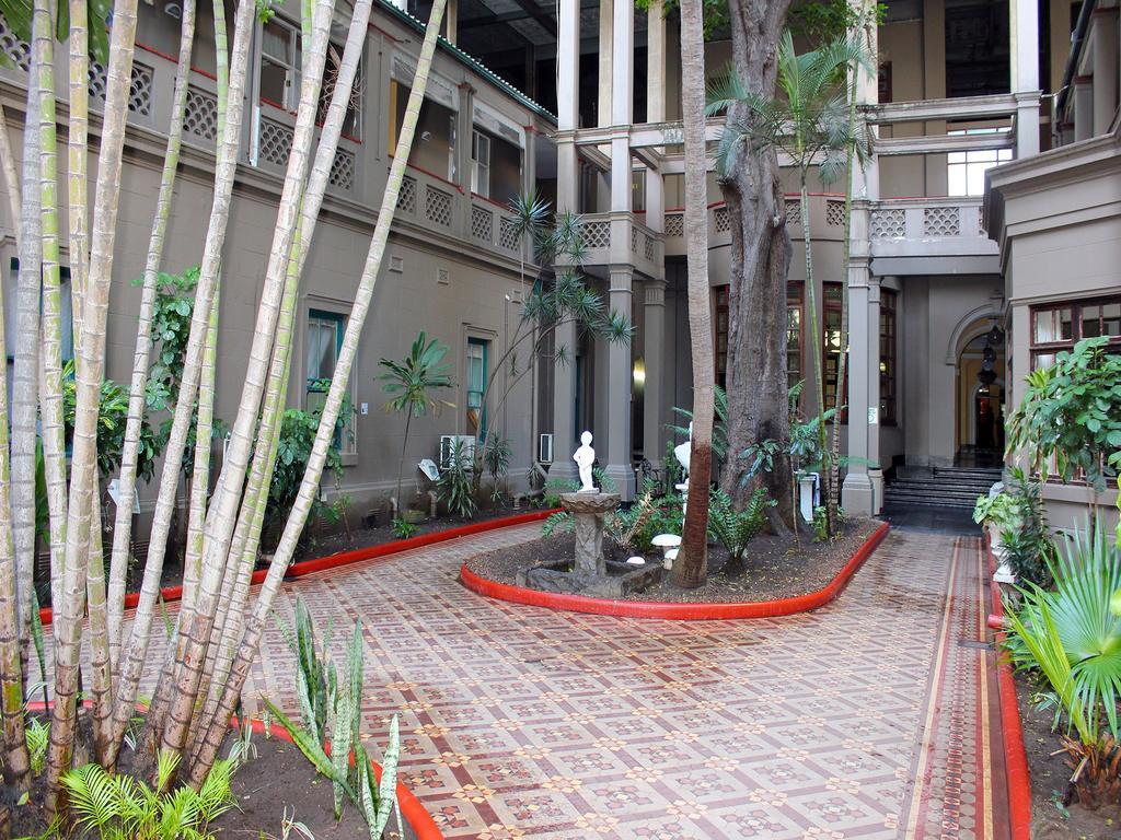 Durban Manor Hotel And Conference Centre Экстерьер фото