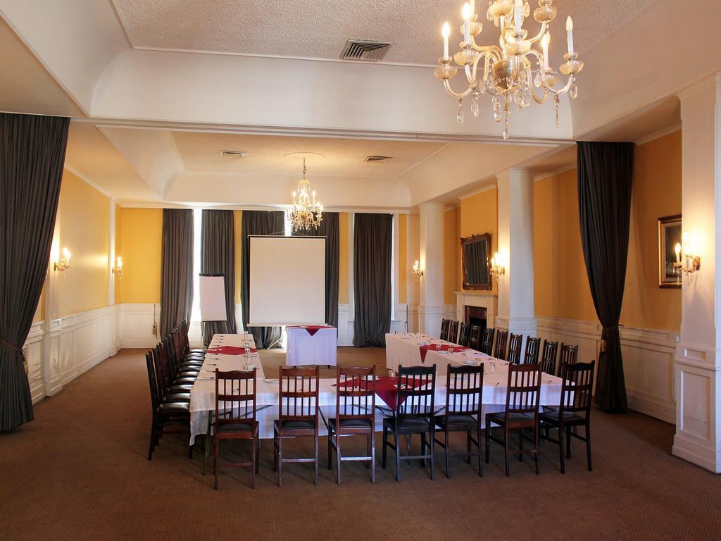 Durban Manor Hotel And Conference Centre Экстерьер фото
